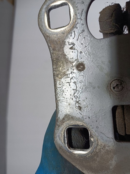 фото №6, Jaguar xf x250 2010 ліва сторона петля кришки задньої багажника