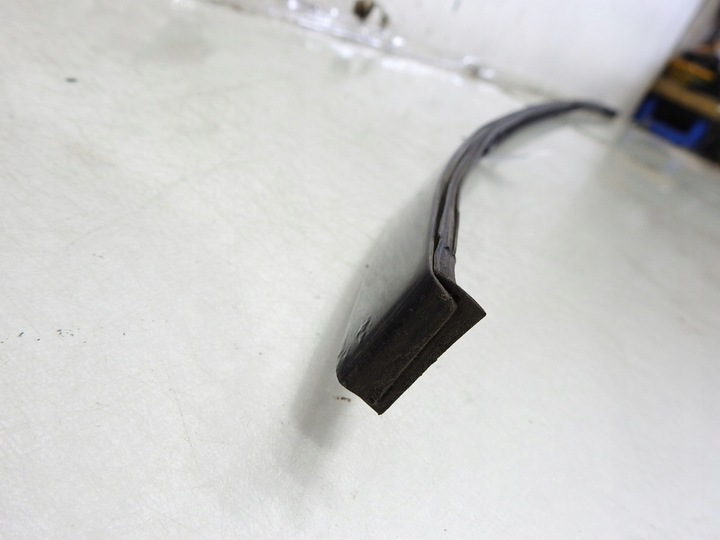 фото №7, Планка крышная крыша левая audi a4 b7 avant