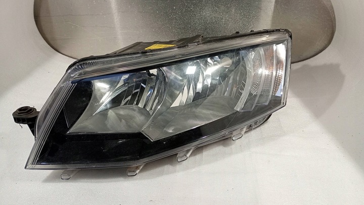 фото №1, Skoda octavia 3 iii 5e 12-16 фара лампа левый перед передняя левая c504