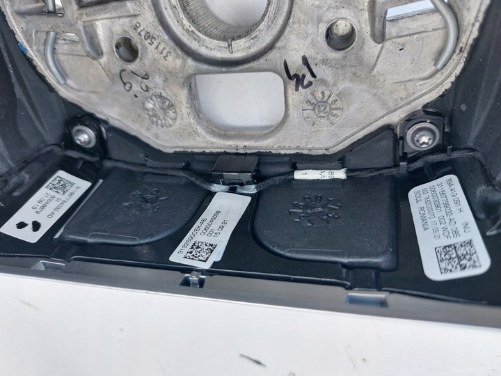 фото №13, Руль сенсорная audi q4 e-tron