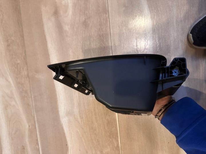 фото №7, Бардачок консолі панелі renault captur 00227631