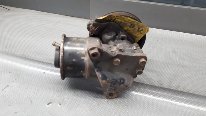 фото №9, Насос підсилювача mazda 323 sedan 1.6 gt