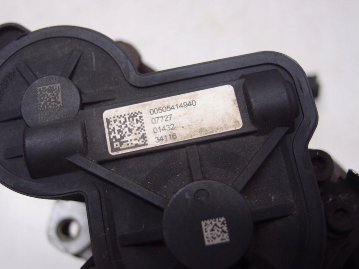 фото №10, Супорт гальмівний праві зад alfa romeo giulia 2.2d 00505414940