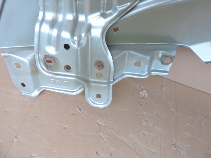 фото №14, Toyota land cruiser 120 2003 2004 праві крило