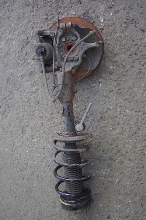 фото №6, Поворотный кулак левый перед nissan qashqai j10 2.0 dci