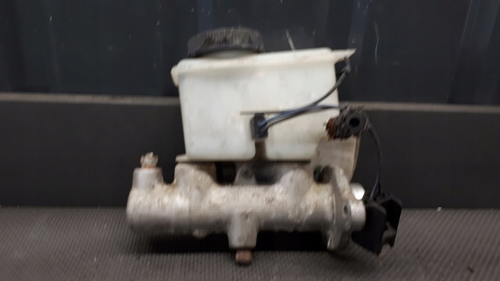 фото №10, Насос гальмівна mazda 323 3d 95r