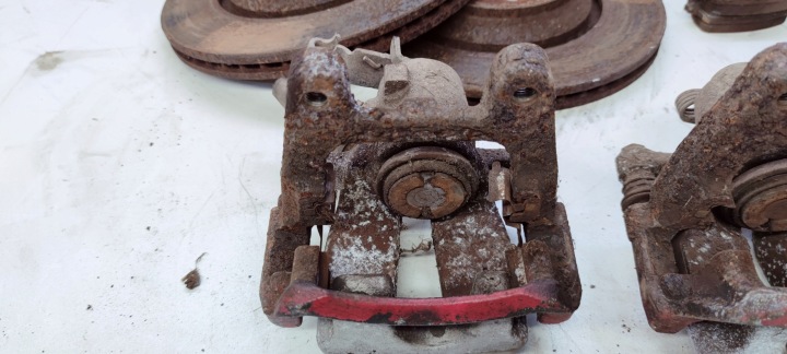 фото №8, Затискачі гальмівні зад audi a3 vw r32 3.2 310mm
