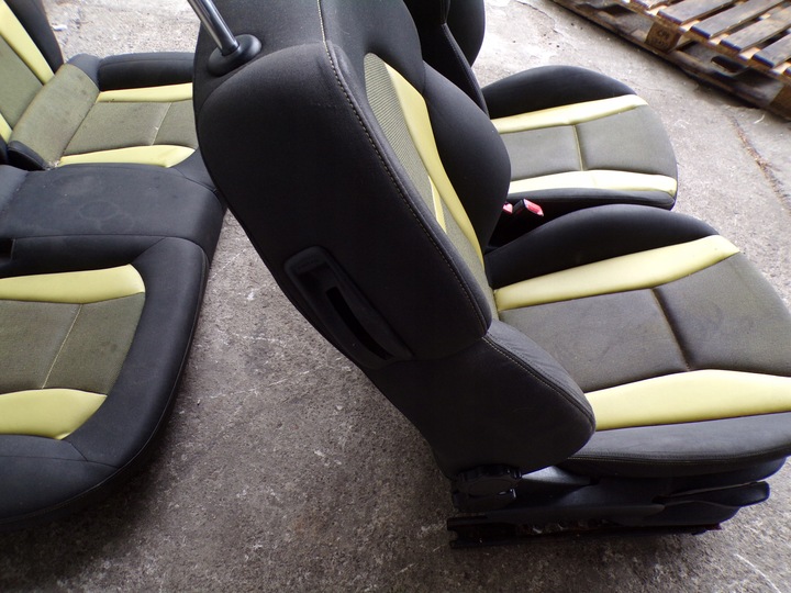 фото №12, Сидіння диван комплект audi a1 8x 3 двері 3d