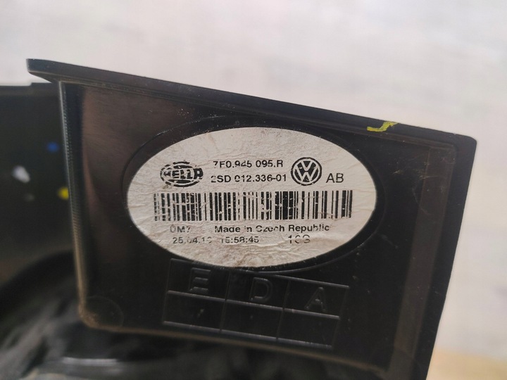 фото №9, Volkswagen transporter - caravelle t6 2016 зад сторона левая лампы задние