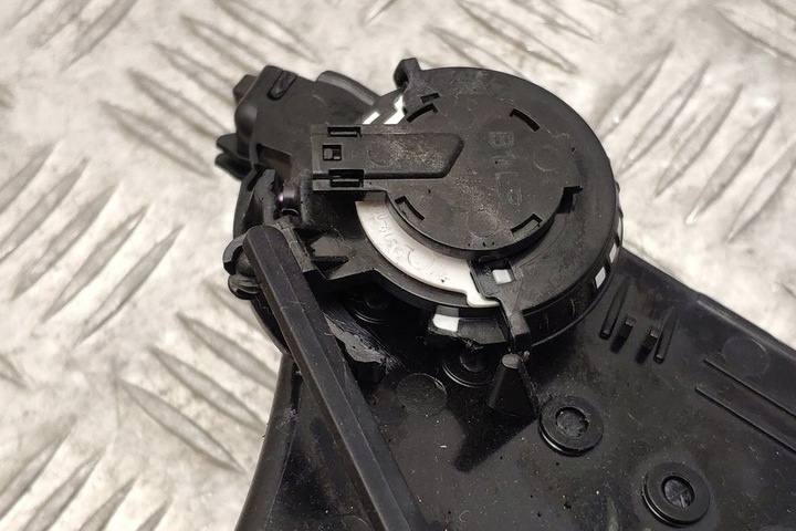 фото №7, Воздуховоды панели распределительной bmw x5 g05 21828910 3.0l гибрид 290kw 2020