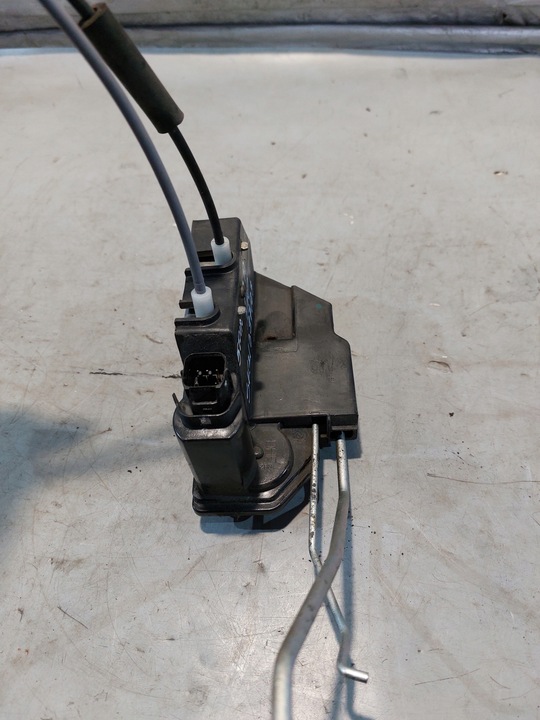 фото №7, Замок двері праві перед 5pin hyundai i10 i