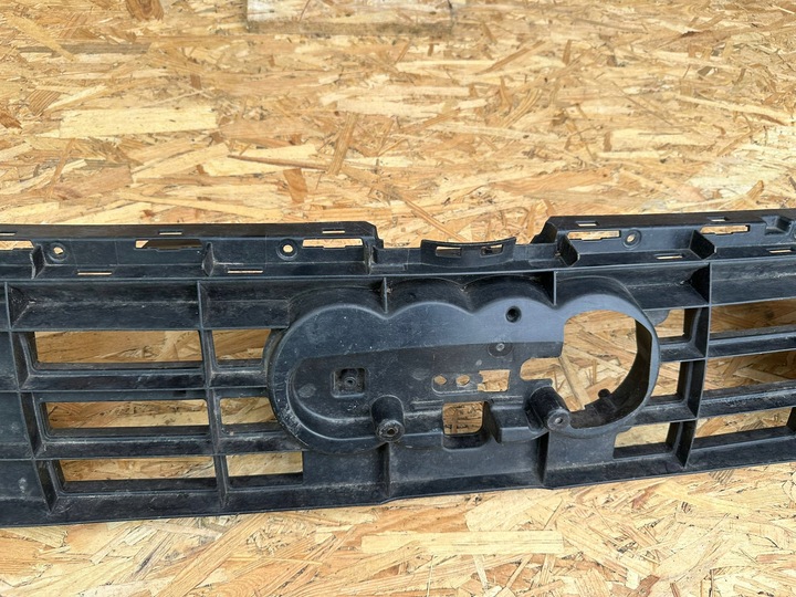 фото №8, Кріплення каркас решітка 4k0807233 audi a6 c8