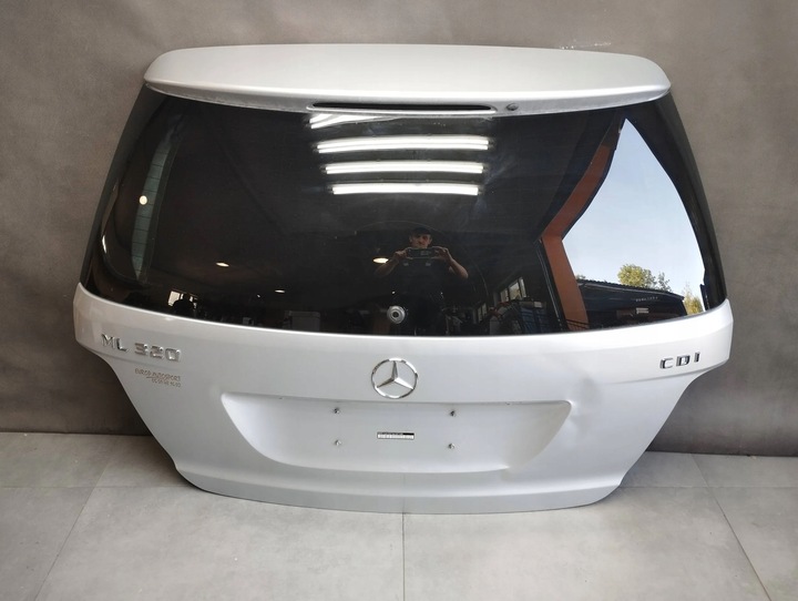 фото №1, Mercedes ml w164 крышка зад стекло 775