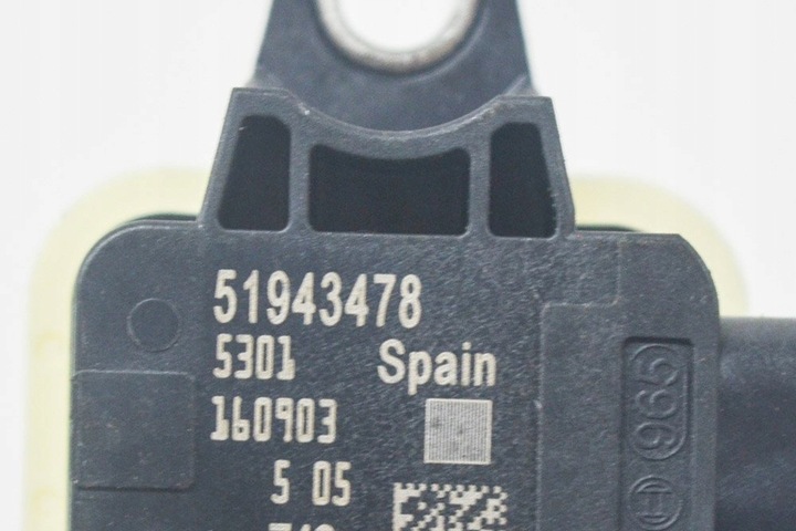 фото №6, Fiat 500x 334 датчик удара w правые передние дверь 51943478 1.4 бензин