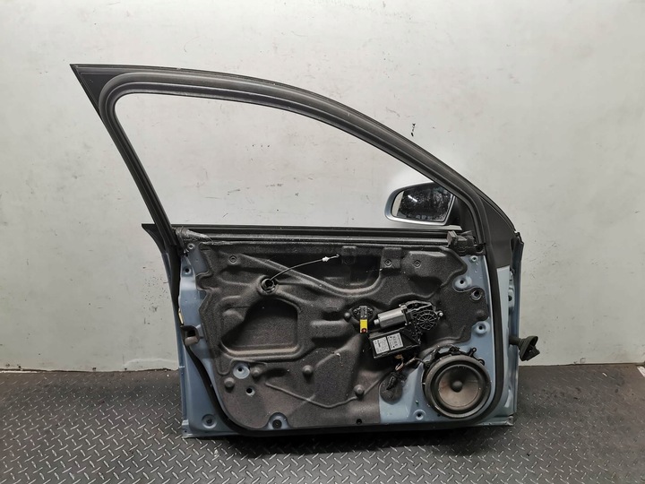 фото №7, Дверь левый перед audi a4b7 код краски ly5j