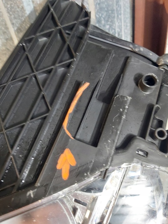 фото №13, Лампа правая перед audi q3 8u0 обычная 8u0941004m