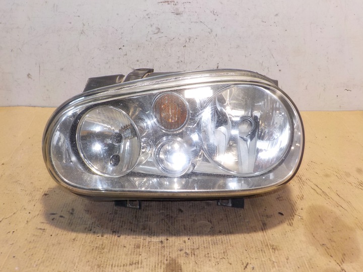 фото №1, Лампа лівий перед volkswagen golf iv 1.8b 125km 1998r 1j1941016b