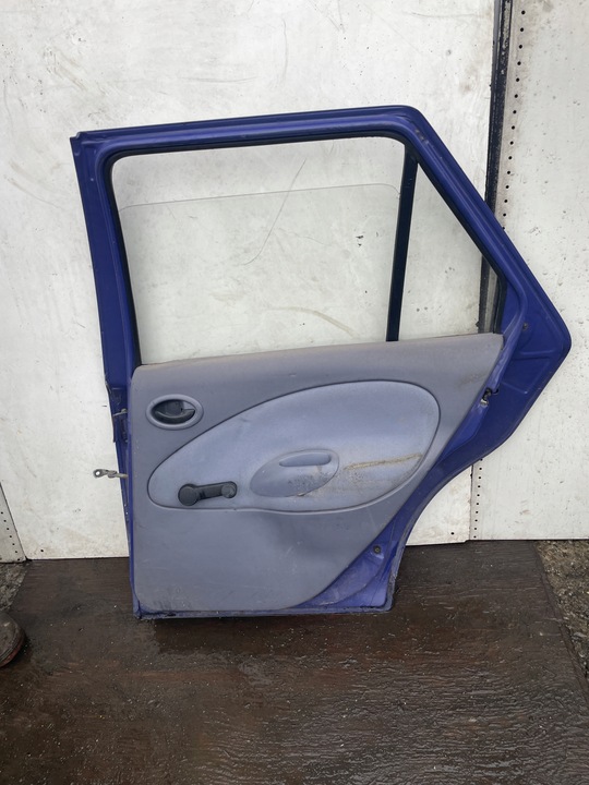 фото №2, Ford fiesta mk4 97r двері задні праві праві зад