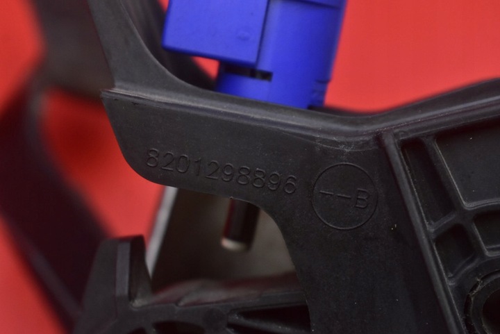 фото №8, Педаль педали сцепление тормоз 465038135r 465016578r dacia доккер i 1.6 sce