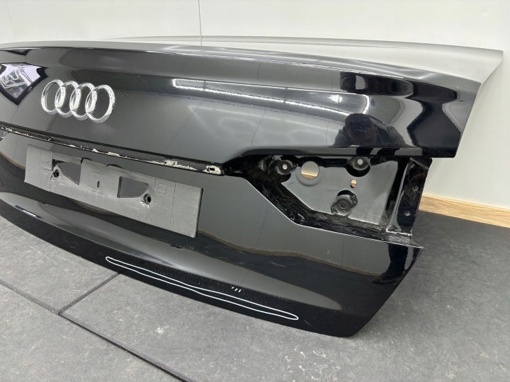 фото №10, Audi a6 c8 sedan крышка багажника зад задняя