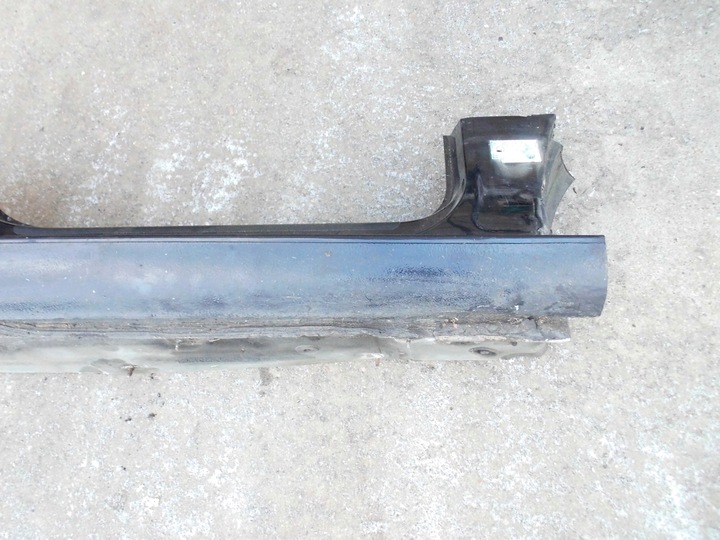 фото №4, Стійка поріг правий vw golf v 1k хетчбек 5 двері чорний lc9z