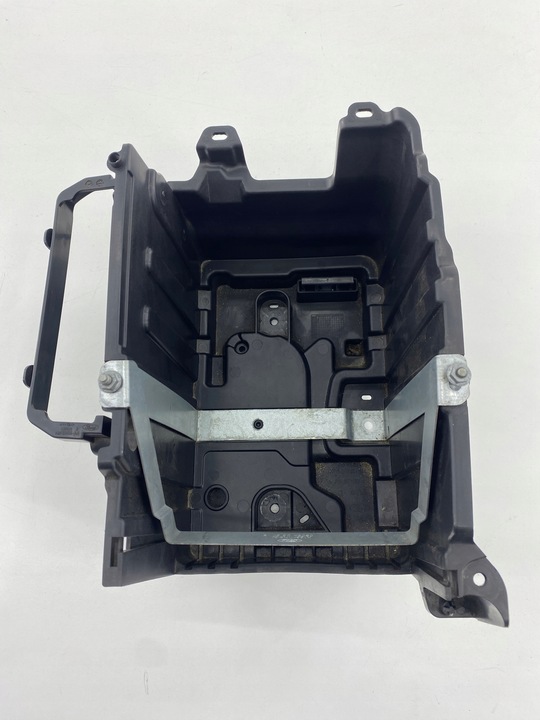 фото №3, Основа акумулятора ford fiesta mk8 1.1b eu - комплект