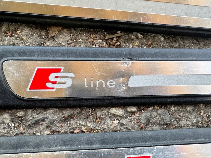 фото №6, Audi a4 b8 8k0 планки порогові накладки s-line комплект 4 штуки