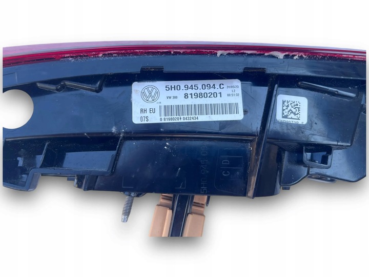 фото №3, Volkswagen golf viii 8 19- лампа зад задняя правая наружная 5h0945094c