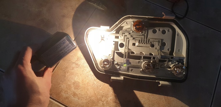 фото №10, Vw polo iv 4 9n 9n3 вкладка лампи лампа зад задня права штекер