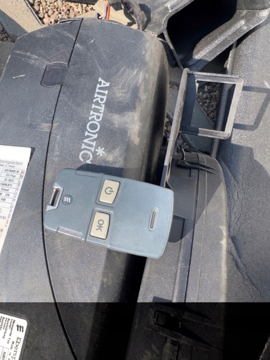 фото №9, Комплектні салон mercedes vito w447 довгий оригінал 8 легкові сидіння лавка