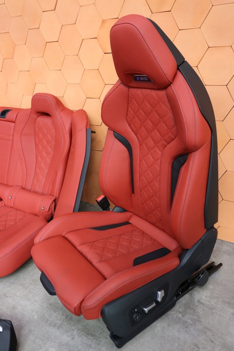 фото №11, Bmw m8 f93 g16 салон сиденья диван обшивки вентиляция подогрев sakhir orange