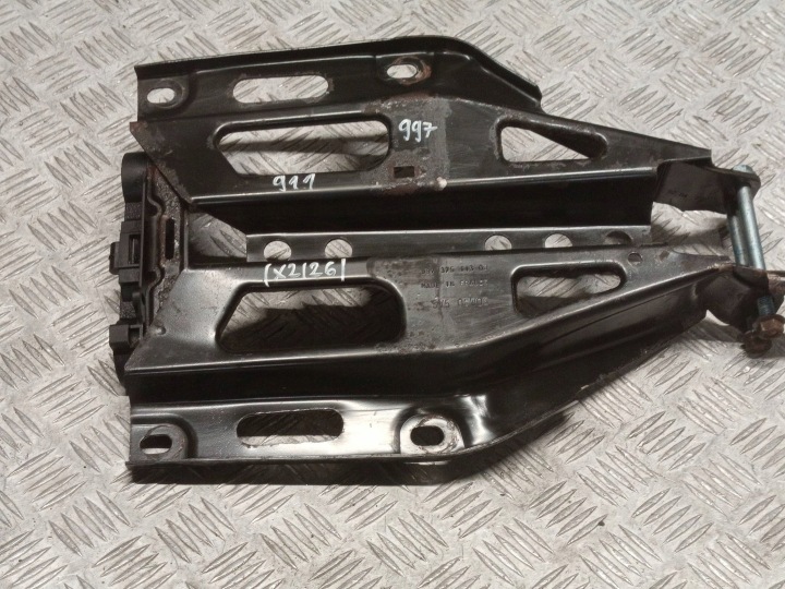 фото №9, Porsche oem номер 99737511300 997 911 кронштейн держатель коробки кпп / коробка передач