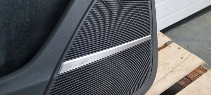 фото №7, Sq8 4m rsq8 q8 боковина обивка дверь левый зад алькантара 24r 4m8867305c