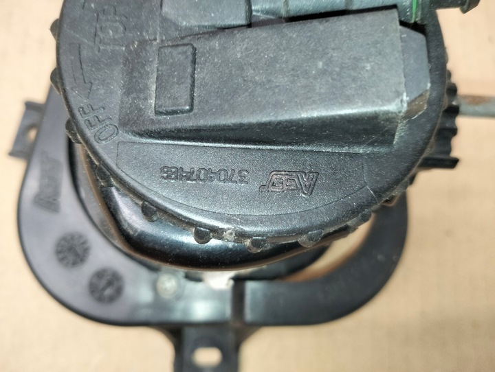 фото №5, Кріплення + галоген бампера праві перед ford ka mk2 ii 08-15 51803003