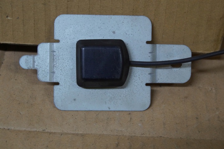 фото №5, 2r83-10e921-ab антена gps jaguar s-type