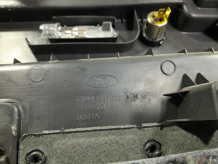 фото №5, Ford kuga mk2 боковина оббивка багажника права cv44-s31012-amw