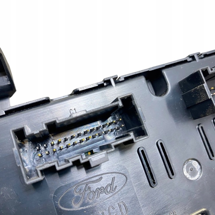 фото №8, Ford втулка стабілізатора iv 2022 панель кондиціонера