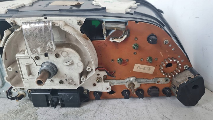 фото №10, Прилади спідометр  mercedes- benz класу s ii w126 87001196 європа