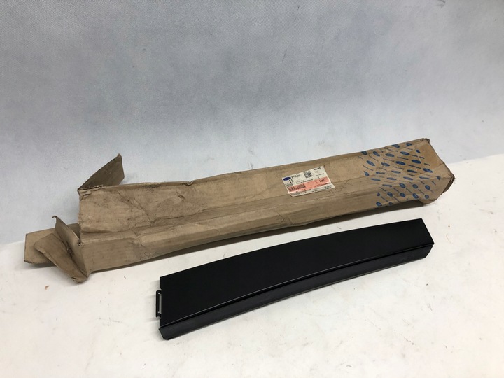 фото №1, Ford mondeo mk3 універсал планка двері правий зад права