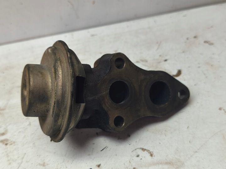 фото №6, Клапан egr 2.0 d4d 1cdftv avensis t22 рестайлінг 00-03 corolla e12 avensis t25