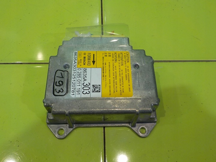 фото №1, Mitsubishi asx i 1.6 b 12r 5d датчик модуль подушка безопасности 8635a303