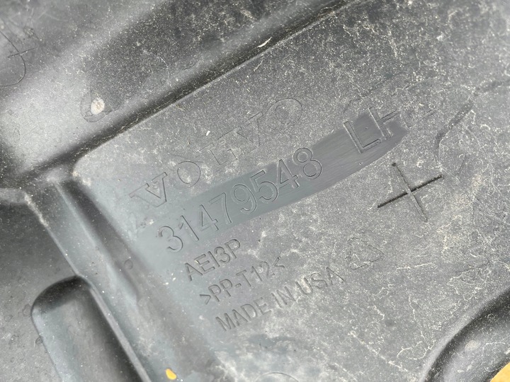 фото №10, Volvo s60 iii панель под лобовым стеклом защита 31479548