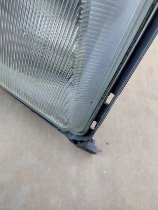 фото №8, Лампа фара правий mercedes w124 hella e-klasa 1993-1996 права