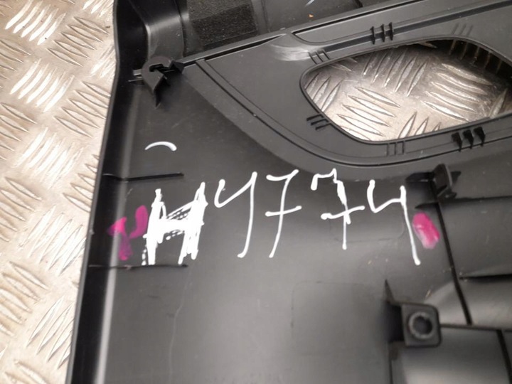 фото №7, Боковина задніх лівих двері dacia spring 829a15048r 0.03l електричний 2021