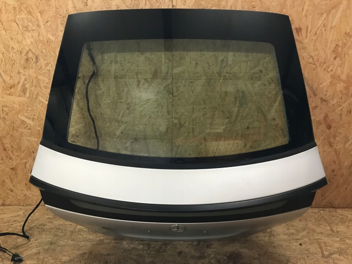 фото №1, Крышка багажника mercedes cl203 c775