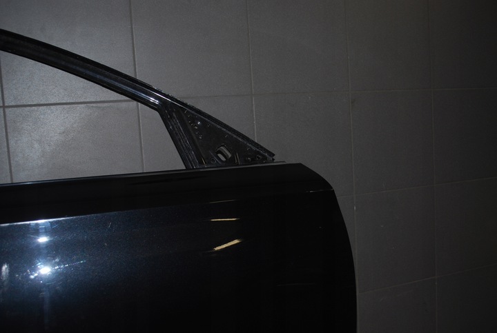 фото №4, Двері праві перед audi a8 d4 чорні