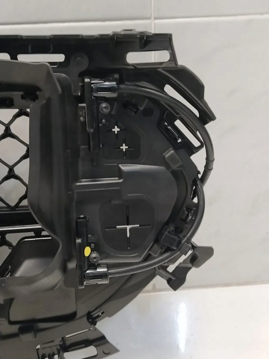 фото №11, Mercedes e-klasa w214 amg решітка радіатора решітка радіатор камера 2xpdc led зірка