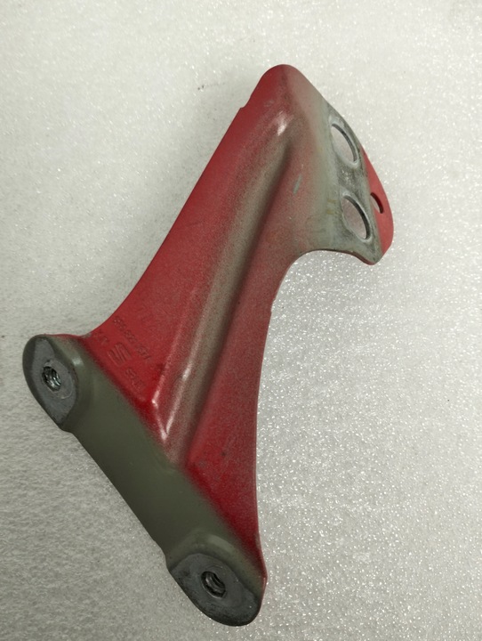 фото №3, Seat ibiza v кронштейн крила правий лівий 6f0821167a 6f0821168a