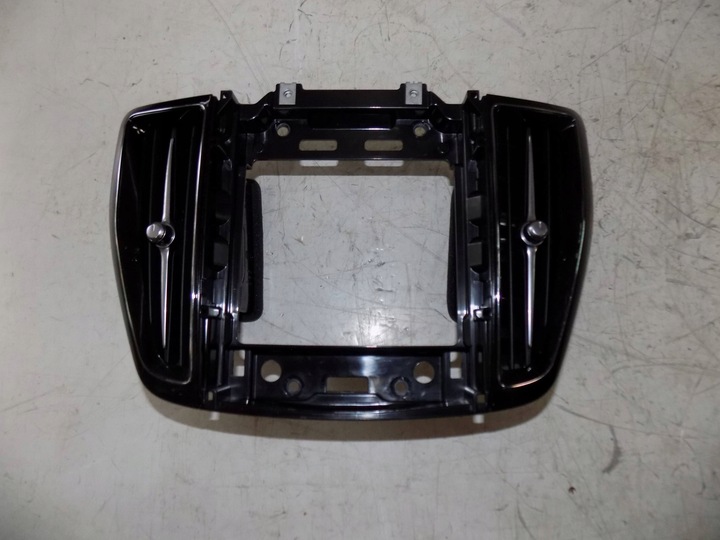 фото №1, Volvo xc60 ii рамка дисплея радіо ґрати повітропровід 31417738