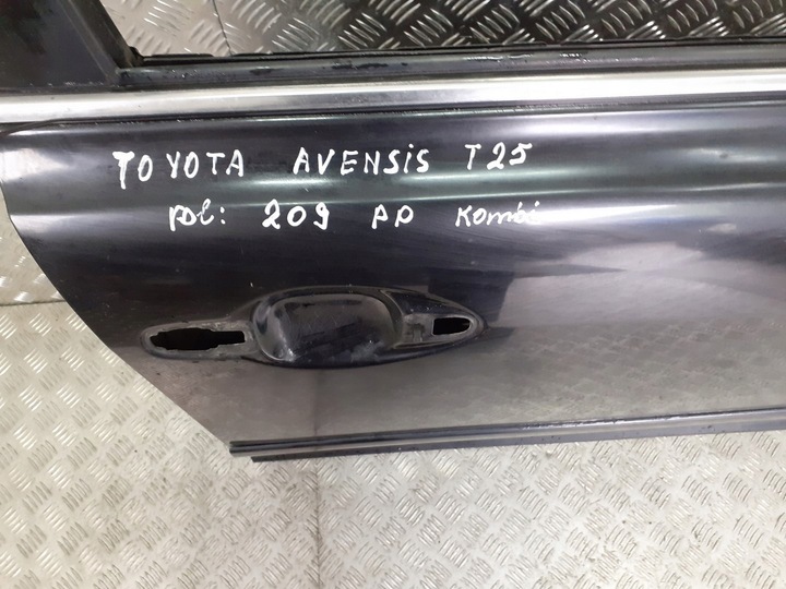фото №6, Дверь правый перед toyota avensis t25 209